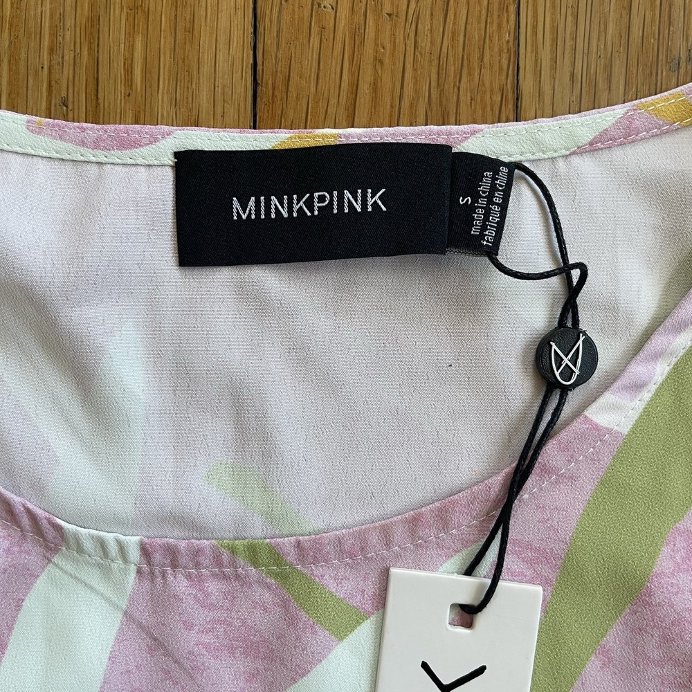 New MINKPINK Small Pink Tropical Multicolored Midi Dress NWT Resort Vacation - Picture 2 of 9